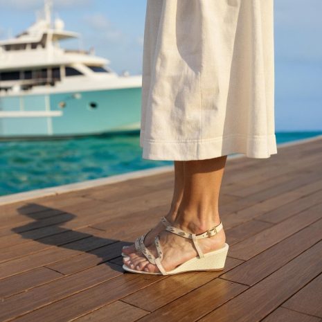 996201841 5862 1758653509904.jpg OFF WHITE-CANOA